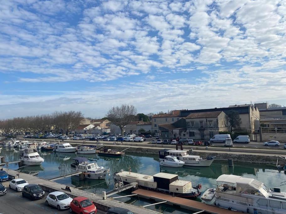 Appartement Belle-Vue Beaucaire  Luaran gambar