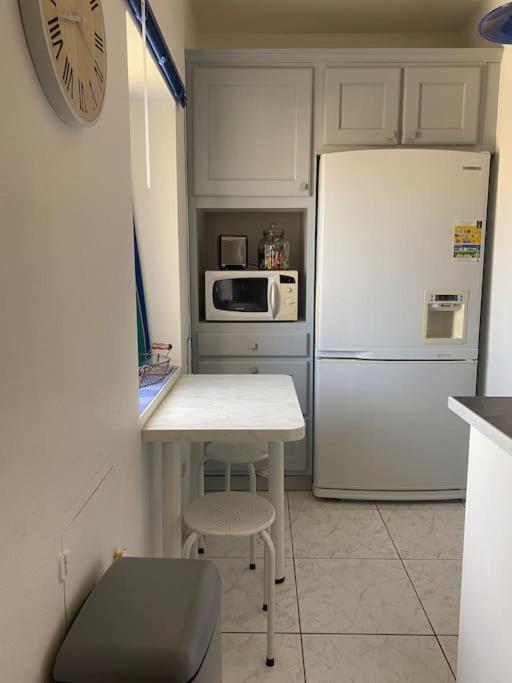 Appartement Belle-Vue Beaucaire  Luaran gambar